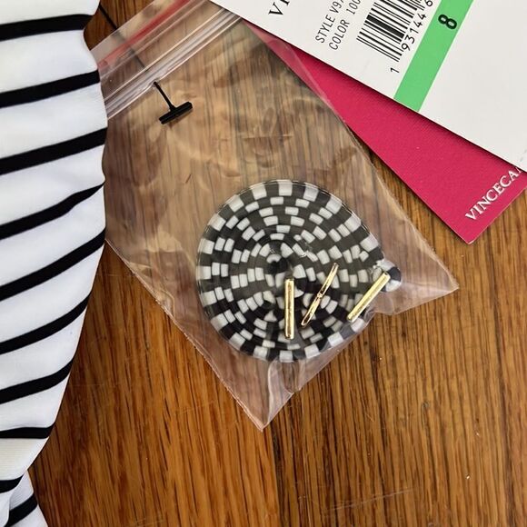 NWT Vince Camuto One Piece - Picture 5 of 7